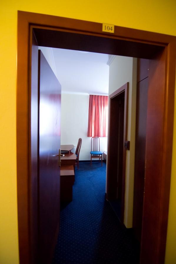 Hotel Ana กอสปิช ภายนอก รูปภาพ